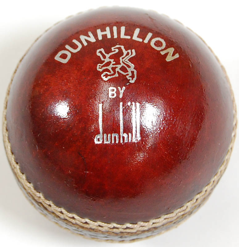DUNHILLION BY dunhill ○ダンヒル ○レッドクリケットボール dunhill